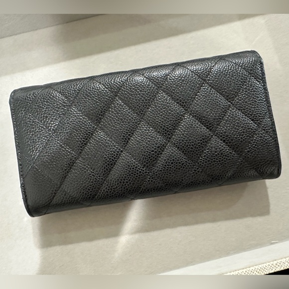 Chanel Classic Caviar Long Wallet - Picture 3 of 16